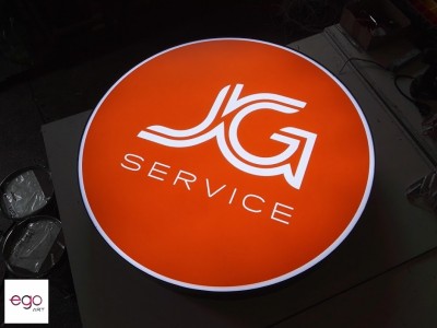 Logo z podświelteniem LED, plexi + taśma aluminiowa