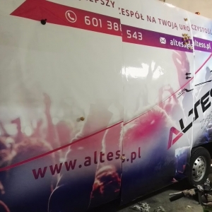 druk-na-folii-wylewanej