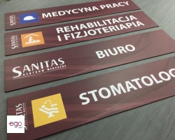 tabliczki-kierunkowe-na-pcv-oznakokowanie2