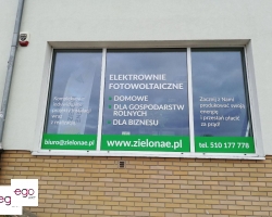grafika-reklamowa-na-witrynach-salonu-lublin