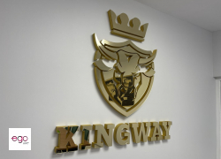 logo-3D-z-licem-złotym-lustrzanym2