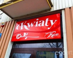 kwiaciarnia-czerwony-kaseton-z-dibondu-lublin-dla-kwiacarnii-reklama-swiecaca
