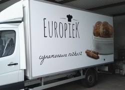 oklejanie-samochodow-kontener-piekarnia-lublin
