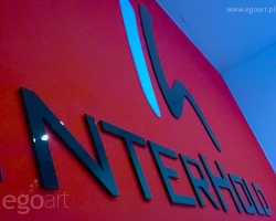 interhold-swidnik-logo-z-plexi-czarna