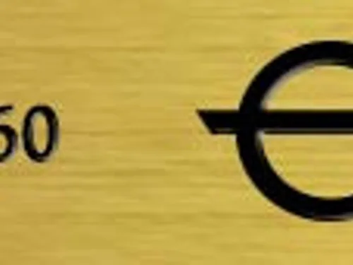 Laminat Flexible 3160 — złota szczotkowana powierzchnia z czarnym grawerem