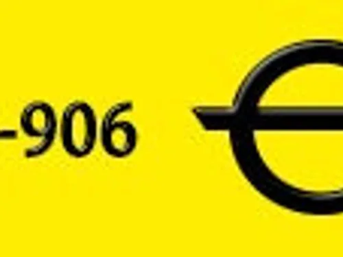 Laminat Laserables LZ906 — żółta powierzchnia z czarnym grawerem