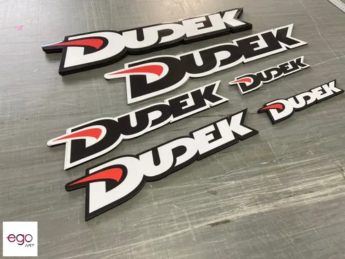 Magnesy samochodowe wycięte w kształt logo Dudek
