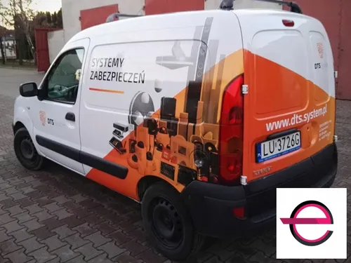 Oklejenie Renault Kangoo DTS — tył i bok