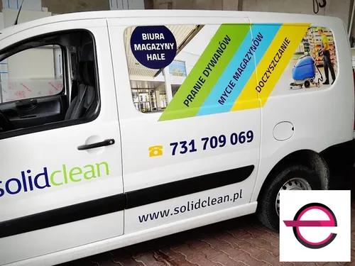 Kolorowe oznakowanie usług sprzątania Solidclean