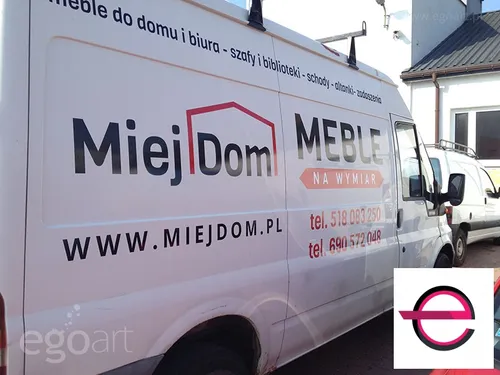 Logo MiejDom i oferta mebli na wymiar na busie