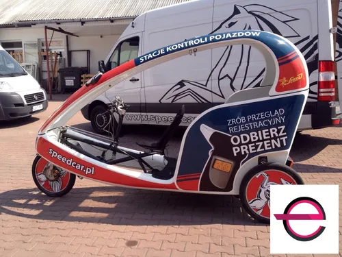 Riksza reklamowa stacji kontroli pojazdów Speedcar