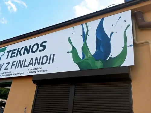Szyld Teknos na sztywnej płycie dibond